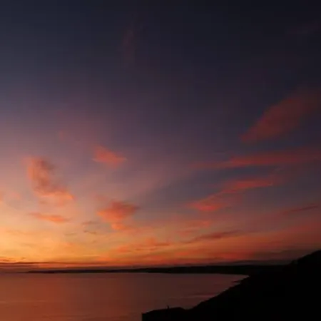 Romantic Cliff At Whitsand Bay Apartmán *